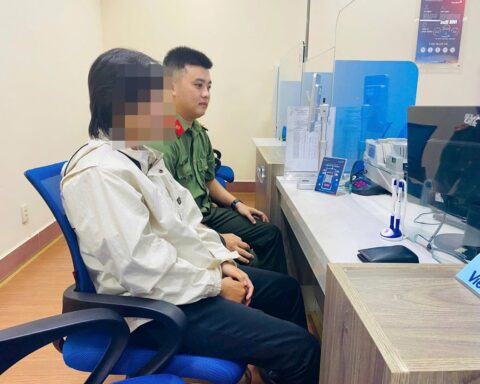 Người phụ nữ lo lắng suốt 45 ngày vì giao dịch chuyển khoản 10 triệu đồng, công an tiến hành xác minh và đối chiếu thông tin