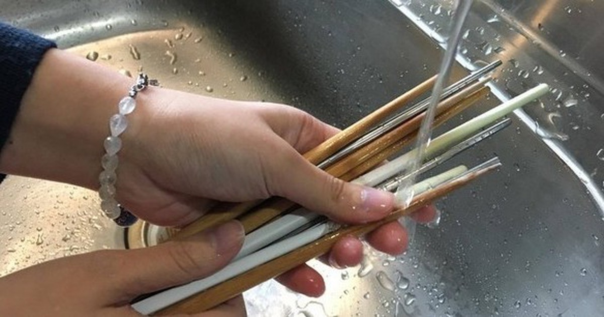 5 loại đũa nếu có trong nhà phải vứt bỏ ngay: Còn dùng là còn tự “đầu độc”