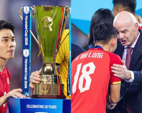 Đình Bắc gây sốt với biểu cảm đáng yêu ngắm nhìn cúp vô địch, chủ tịch FIFA ôm động viên, chúc mừng Hai Long