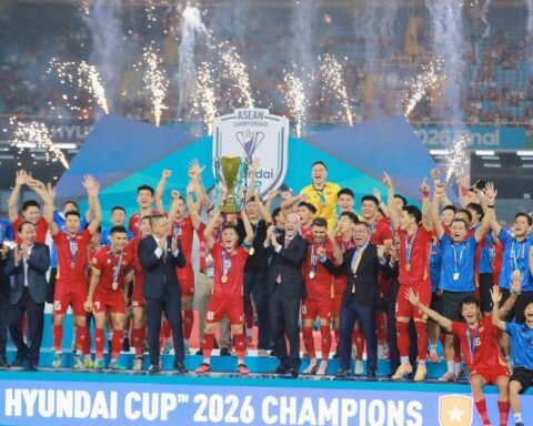 Chủ tịch FIFA bất ngờ trước sân vận động 60.000 chỗ đang được Vingroup xây dựng tại Hưng Yên