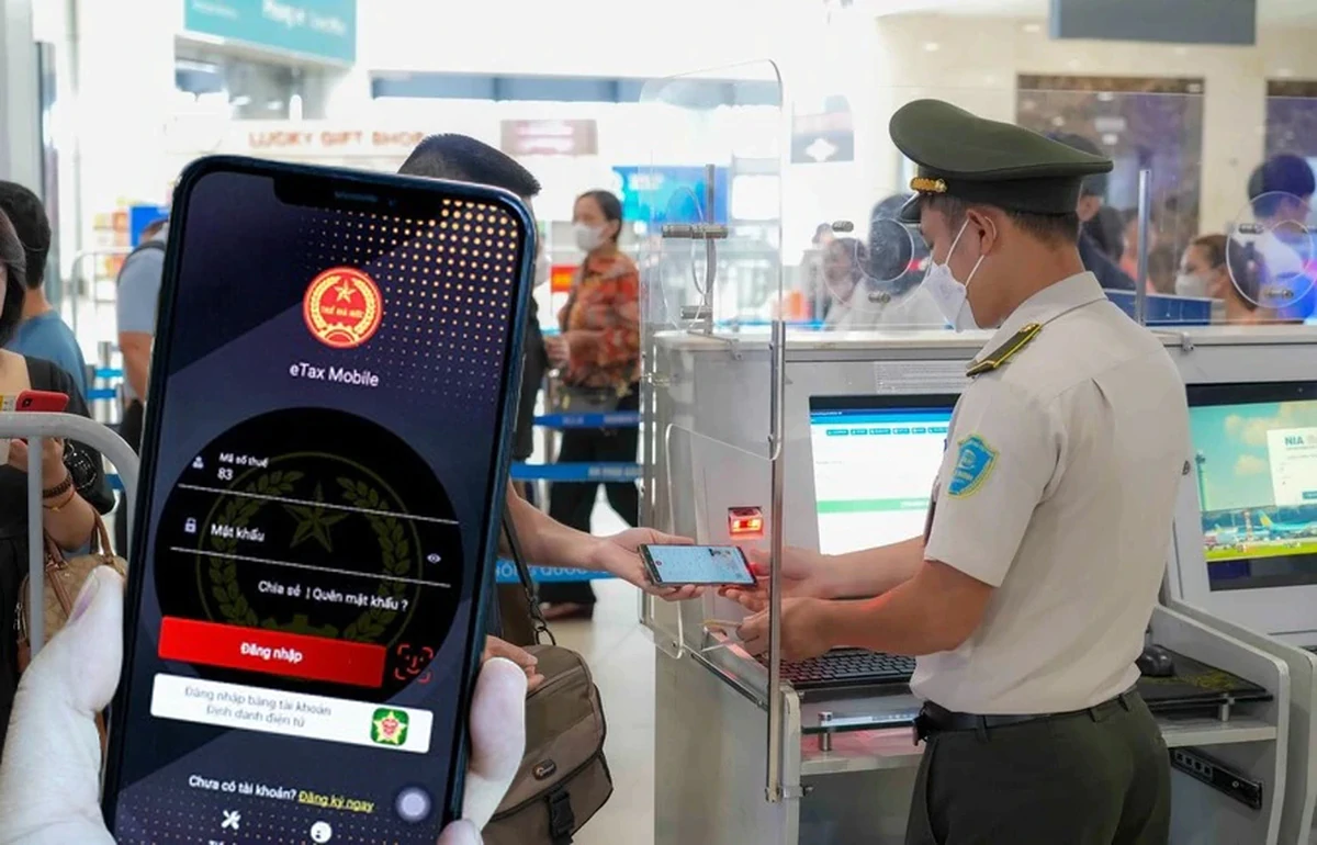 Cách tra cứu nợ thuế, tình trạng tạm hoãn xuất cảnh trước kỳ nghỉ 2/9