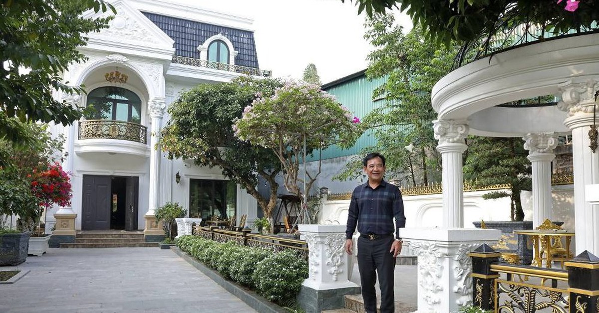 Căn nhà 3 tầng ở Hà Nội của NSƯT Quang Tèo
