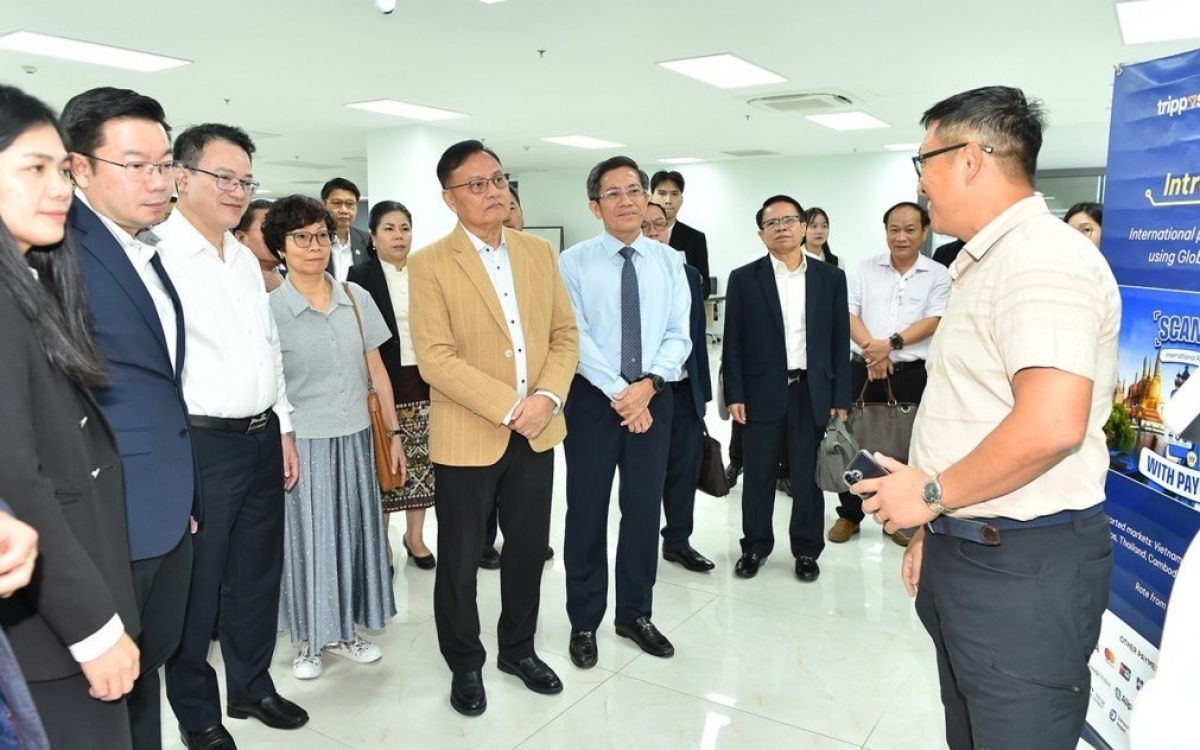 Mở không gian hợp tác Việt Nam – Lào trong chuyển đổi số, bán dẫn và AI