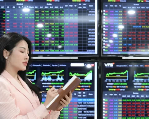 Chứng khoán ra sao trước kỳ nghỉ 5 ngày?