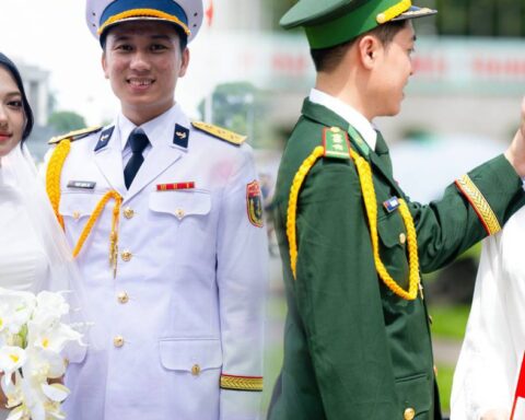 Các cặp đôi chọn khoảnh khắc đặc biệt để chụp ảnh cưới bên Quảng trường Ba Đình sáng nay!