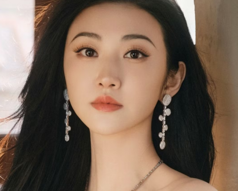 Cú trượt đau của Đệ nhất mỹ nữ Bắc Kinh