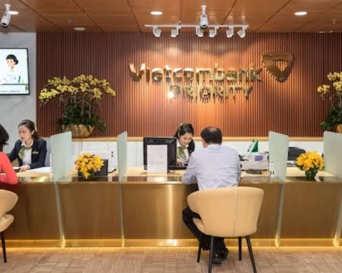 Để bao nhiêu tiền trong tài khoản thì đủ điều kiện làm khách VIP của Vietcombank?