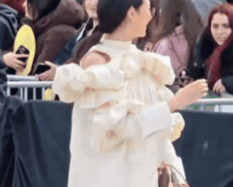Mỹ nhân là ngoại lệ của Hàn Quốc: Vừa debut đã có 14 triệu fan, lập kỷ lục Song Hye Kyo chưa từng làm được