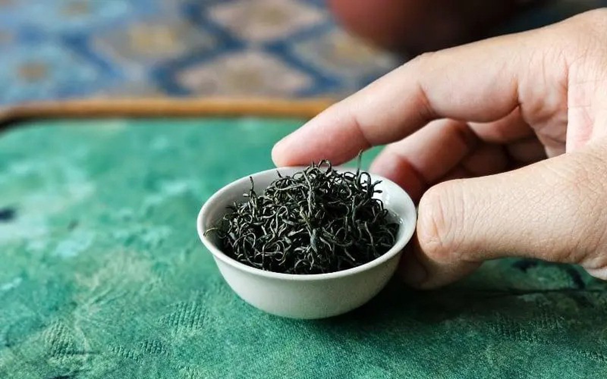 5 loại trà bị liệt vào “danh sách gây hại cho gan”, dù rất thích cũng nên hạn chế