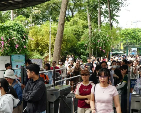 Thảo Cầm Viên, Dinh Độc Lập chật kín người dịp lễ 2/9