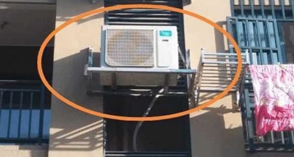 Lời khuyên cho những gia đình đang để cục nóng điều hòa ngoài ban công, trên mái nhà- Ảnh 1.