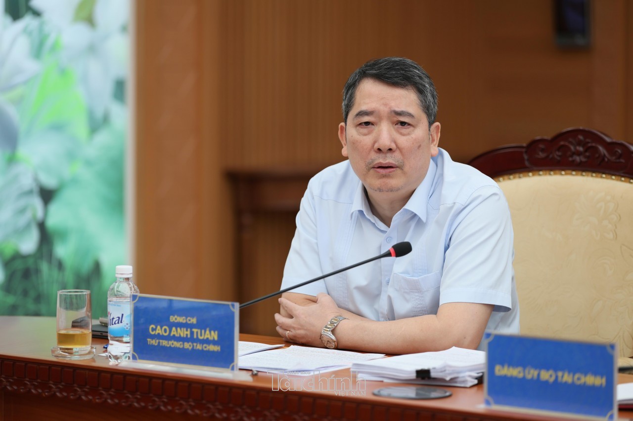 Đẩy mạnh truyền thông để người dân hiểu và thực hiện tốt chính sách Đẩy mạnh truyền thông để người dân hiểu và thực hiện tốt chính sách