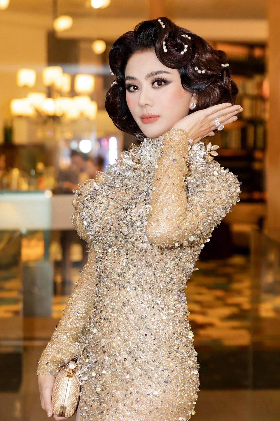Chiếc nhẫn kim cương 50 tỷ đồng của sao nữ Vbiz- Ảnh 5.