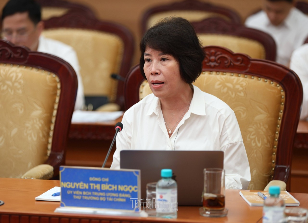 Đẩy mạnh truyền thông để người dân hiểu và thực hiện tốt chính sách Đẩy mạnh truyền thông để người dân hiểu và thực hiện tốt chính sách