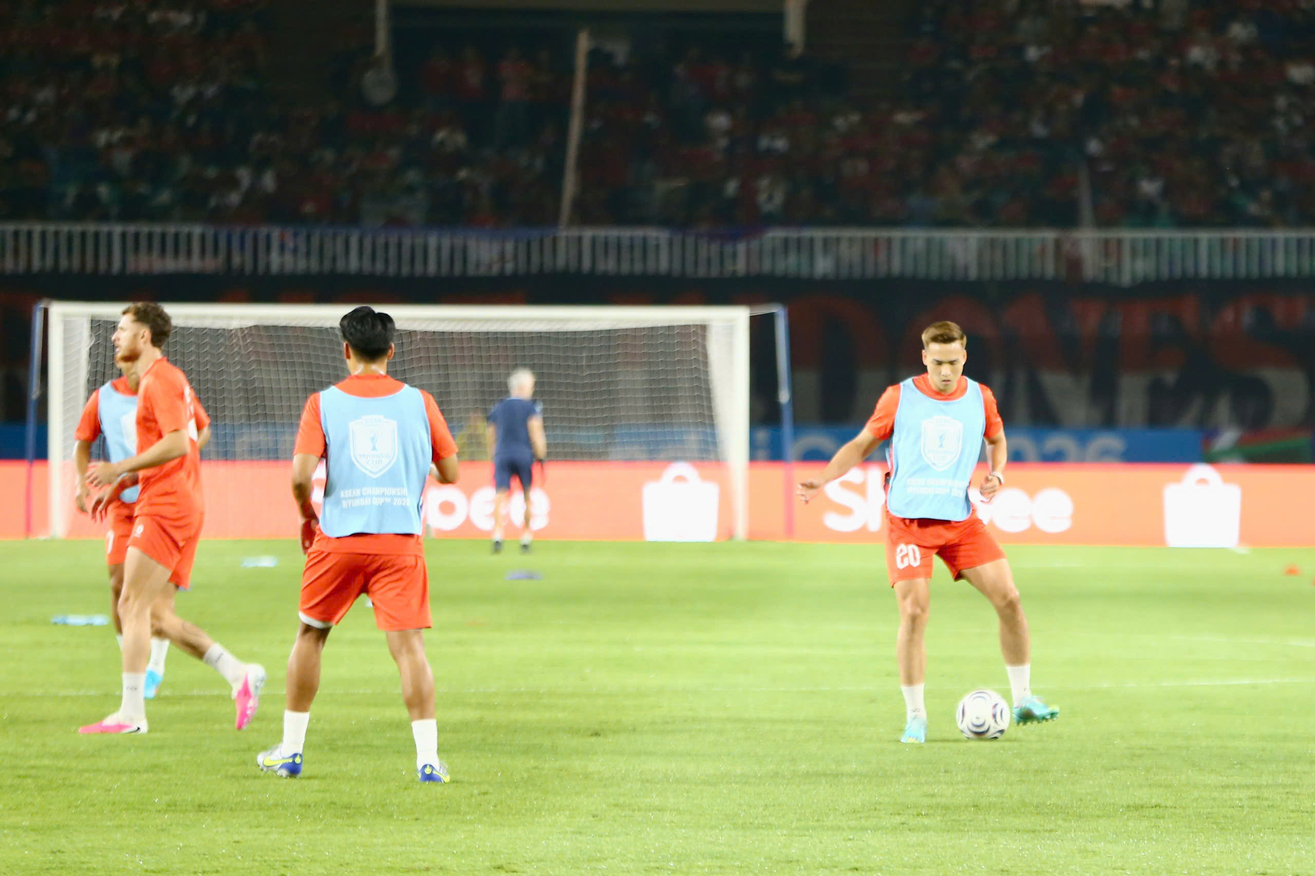 Diễn biến ĐT Indonesia vs Việt Nam: VÀO! Xuân Son lập công, 3-0 cho Việt Nam - Ảnh 1.