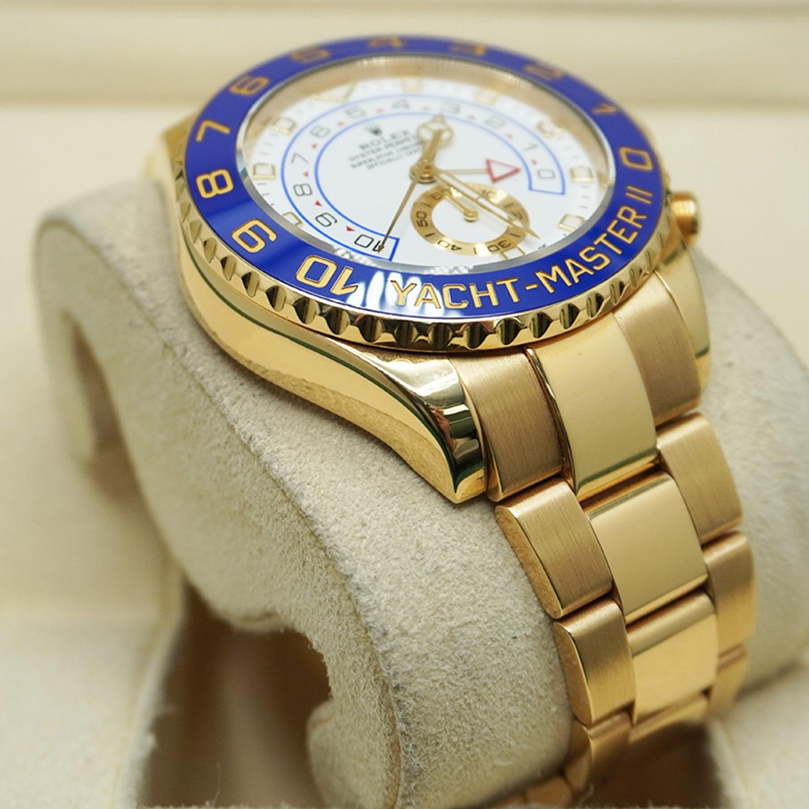 Váng đầu với chiếc Rolex tiền tỷ trên cổ tay 