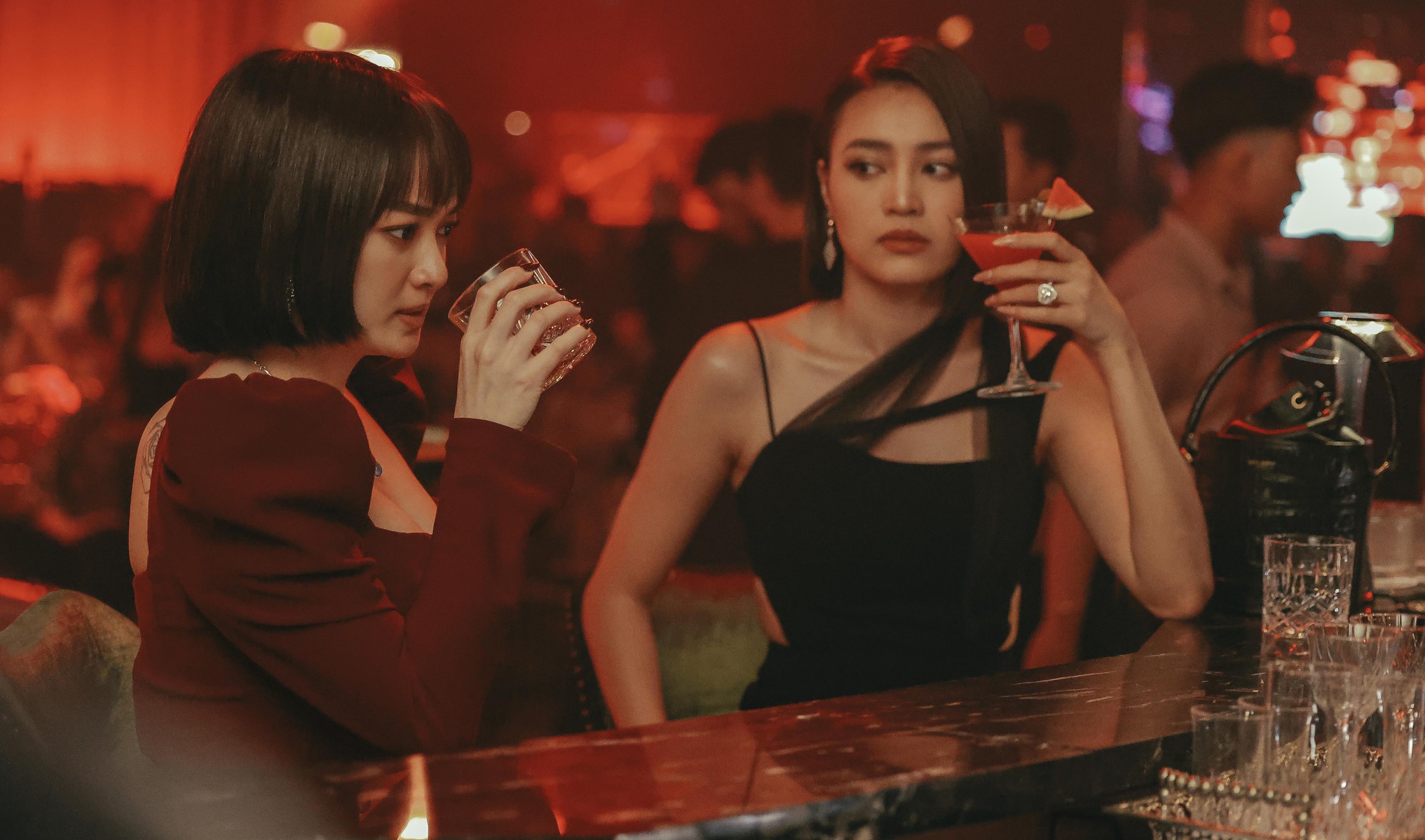 Mỹ nhân là crush quốc dân của showbiz Việt: ISAAC - Binz khen đẹp nức nở, Anh Tú Atus vừa nhìn vào mắt đã yêu- Ảnh 9.
