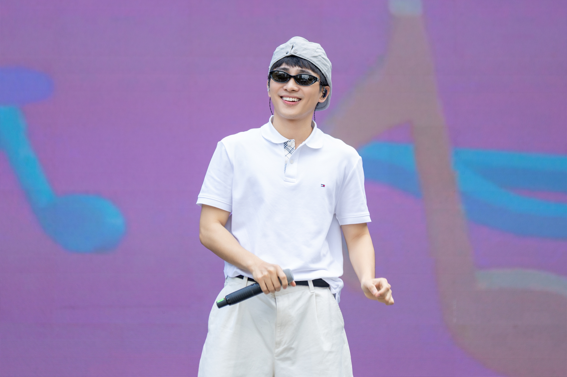 Fandom Yêu Nước cực hot: Sơn.K, Hoàng Tôn, S.T Sơn Thạch cùng loạt sao đổ bộ, sẵn sàng "quẩy tung nóc" WeYoung Stage- Ảnh 1.
