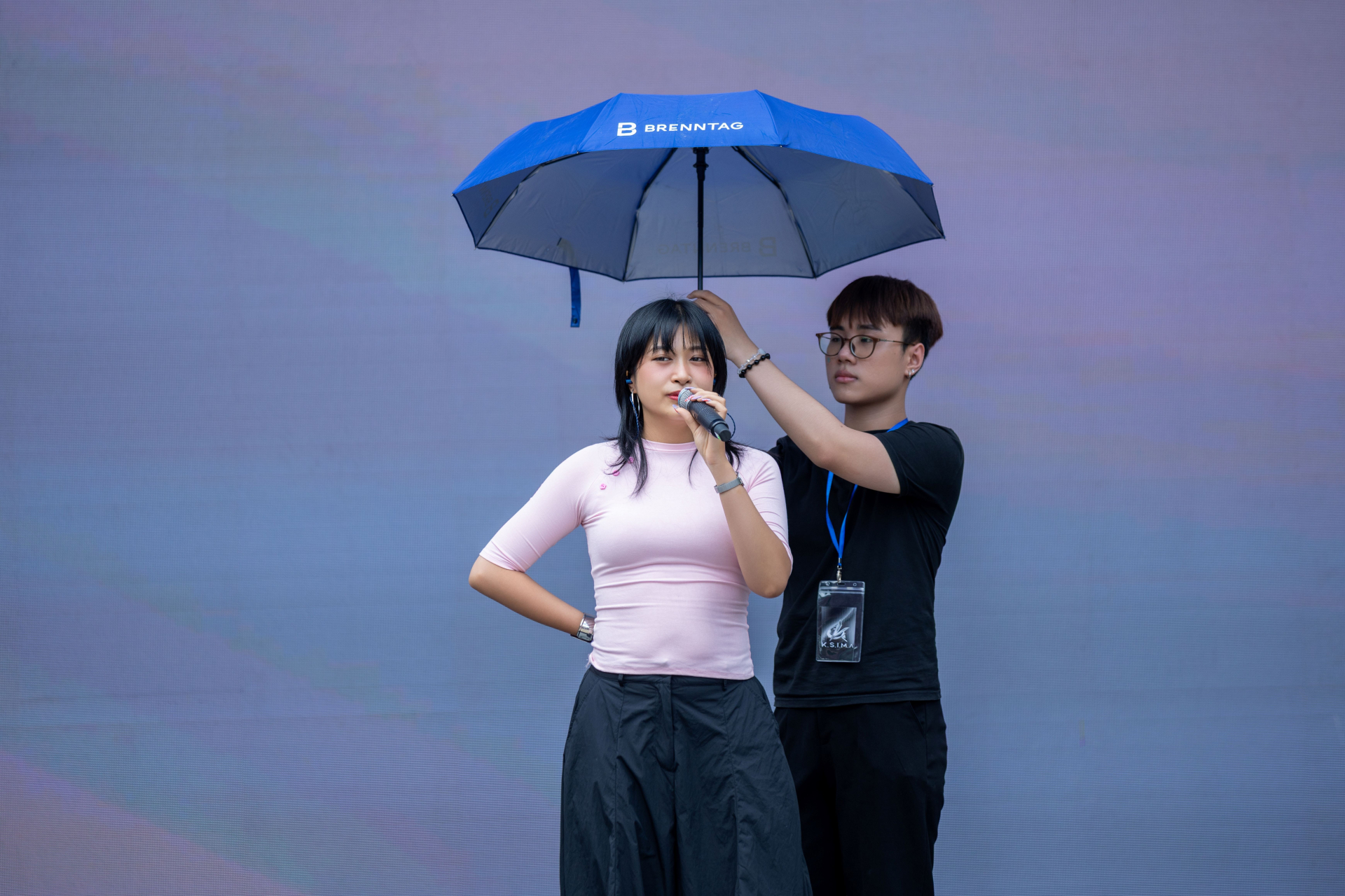 Fandom Yêu Nước cực hot: Sơn.K, Hoàng Tôn, S.T Sơn Thạch cùng loạt sao đổ bộ, sẵn sàng "quẩy tung nóc" WeYoung Stage- Ảnh 10.