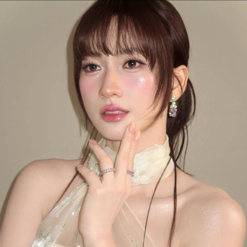 Đã tìm ra nữ thần nhan sắc của cả showbiz Việt: Trấn Thành cảm thán "quá đẹp", Steven Nguyễn nhận là hình mẫu lý tưởng- Ảnh 1.