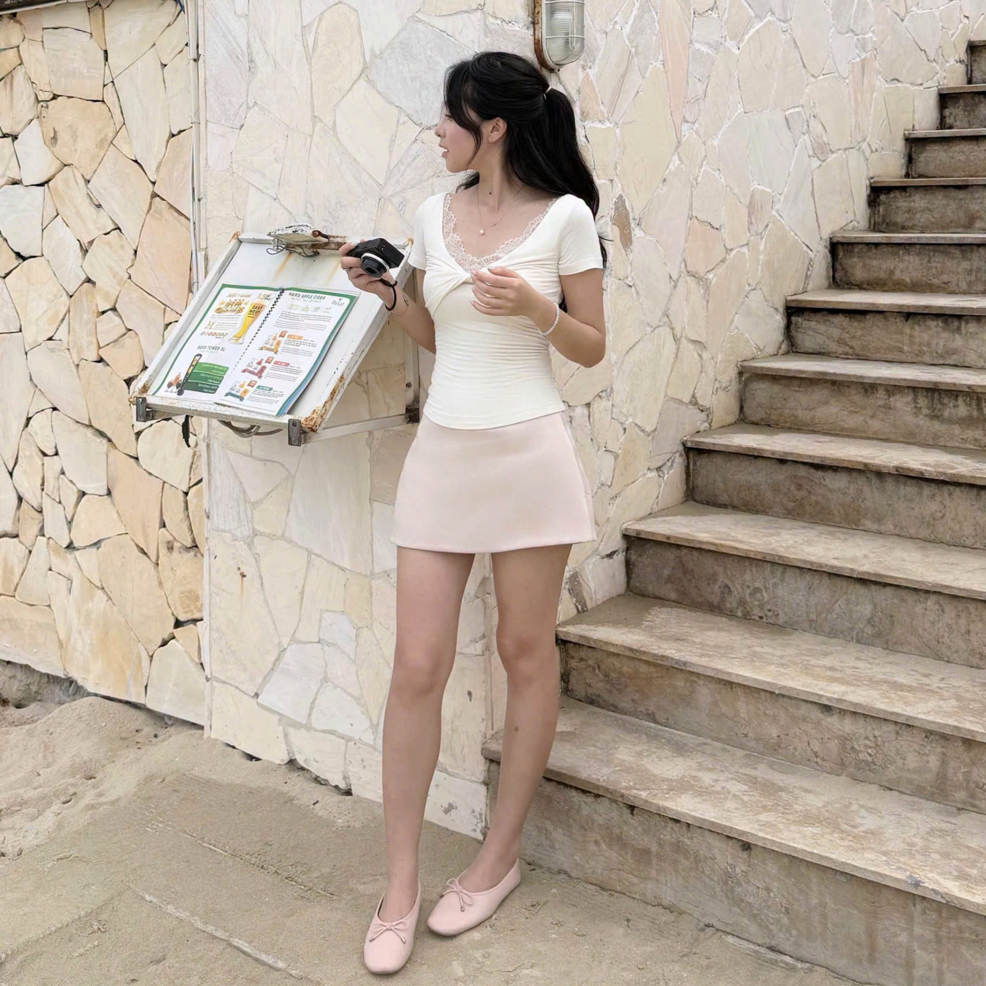 5 local brand Việt đốn tim gái xinh: Mỗi lần lên BST mới là một lần gây bão, chị em diện lên sao mà xinh - Ảnh 2.