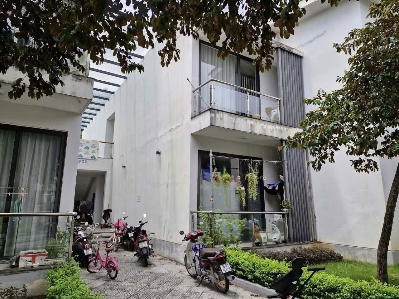 Vụ bé 3 tuổi hôn mê sau buổi học can thiệp ở Thanh Hóa: Cô giáo làm gì vào buổi trưa xảy ra sự việc?- Ảnh 2.
