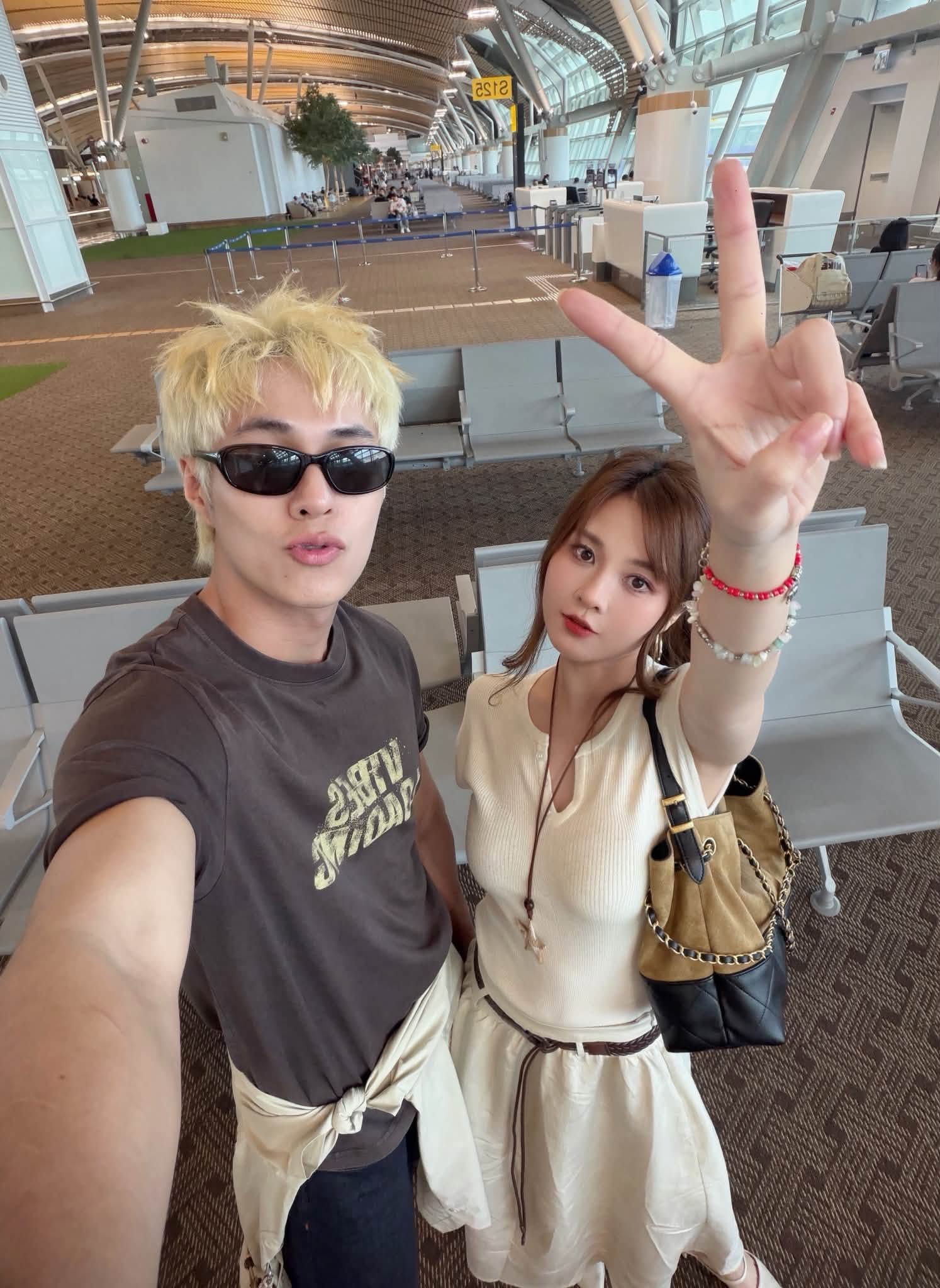 Cặp Anh trai - diễn viên hơn 7 tuổi xưng hô vợ chồng, lộ bằng chứng đang sống chung- Ảnh 5.