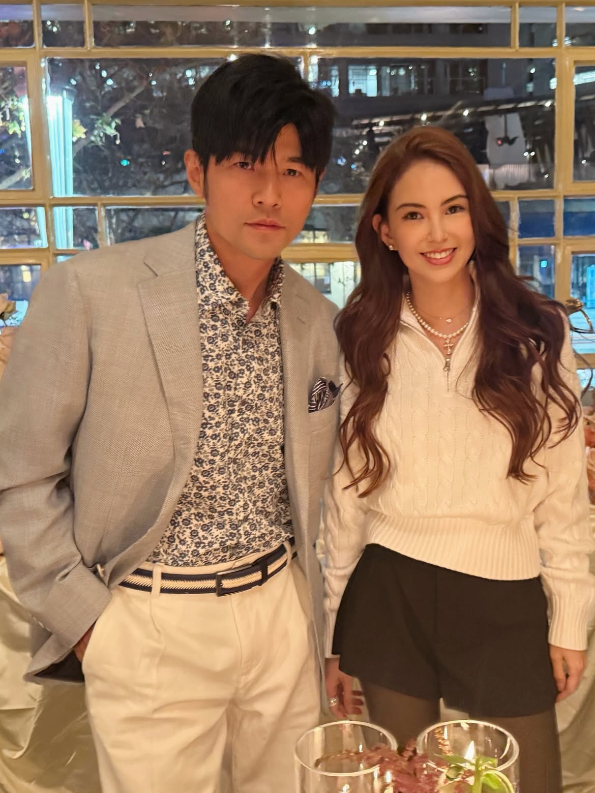 Mỹ nhân 17 tuổi hẹn hò, 22 tuổi lên xe hoa: Đám cưới được chồng tặng 1.296 viên kim cương, sinh nhật nhận 2 căn hộ cao cấp- Ảnh 3.