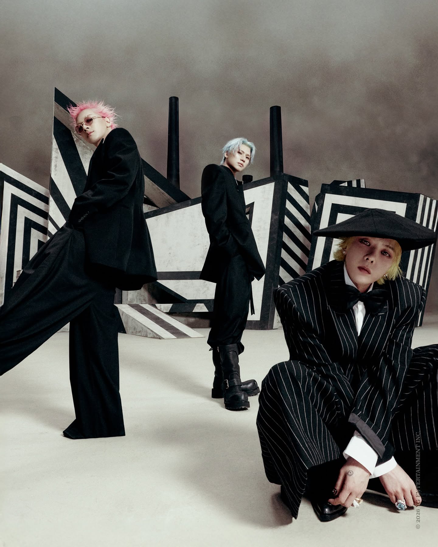 "Cú nổ mới" của BIGBANG cực chất: G-Dragon - Taeyang cùng Daesung cho biết thế nào là "Ferrari cũ vẫn là Ferrari"! - Ảnh 1.