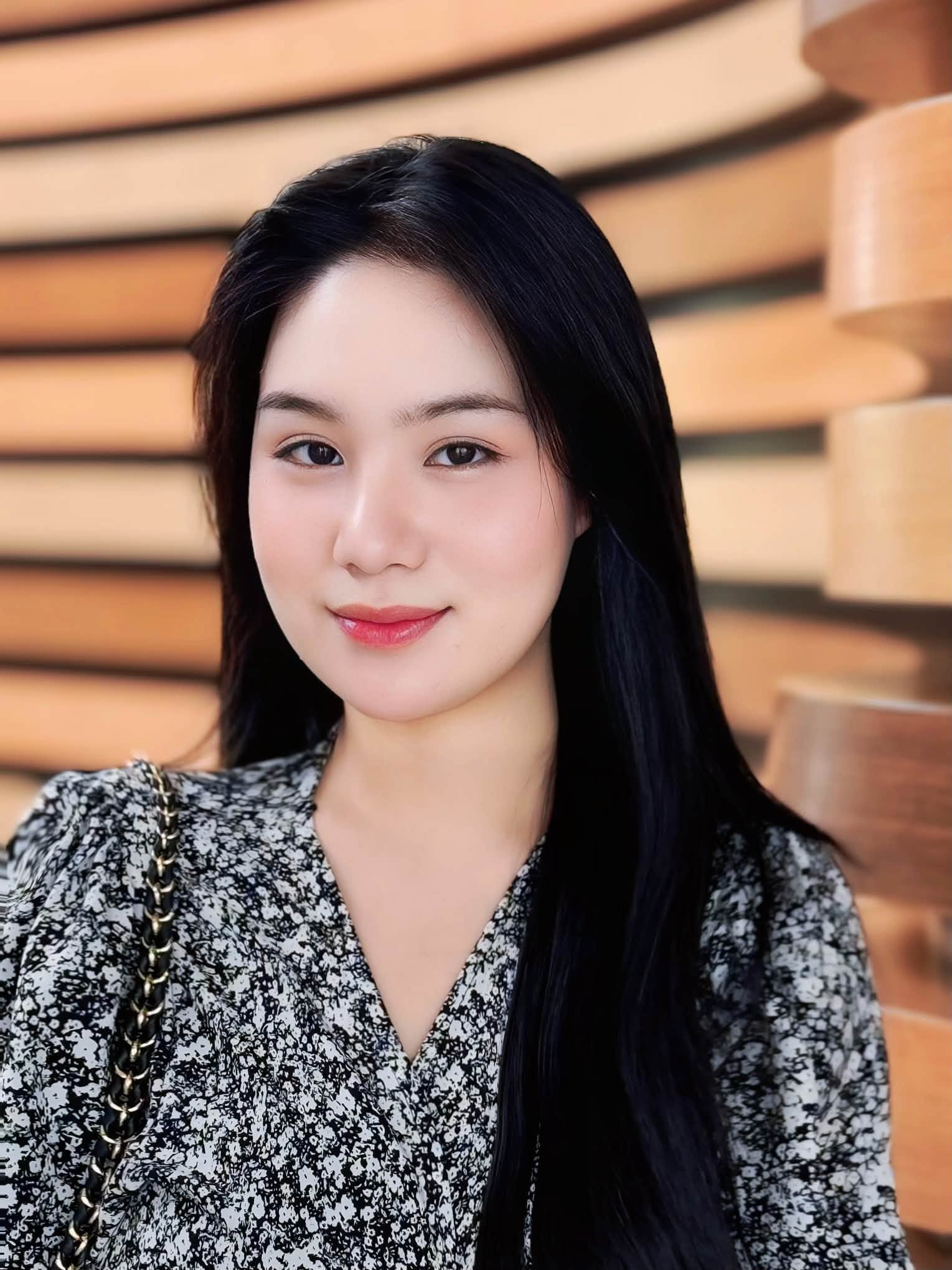 NSND Trịnh Kim Chi chia sẻ 1 câu về con gái lớn, nhiều người thắc mắc: Chị dạy con cách gì mà khéo thế?- Ảnh 1.