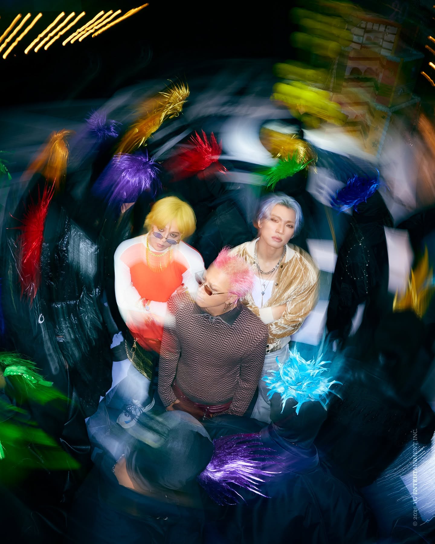 Sau 15 năm, G-Dragon lại "đập vỡ cây đàn" - Ảnh 11.