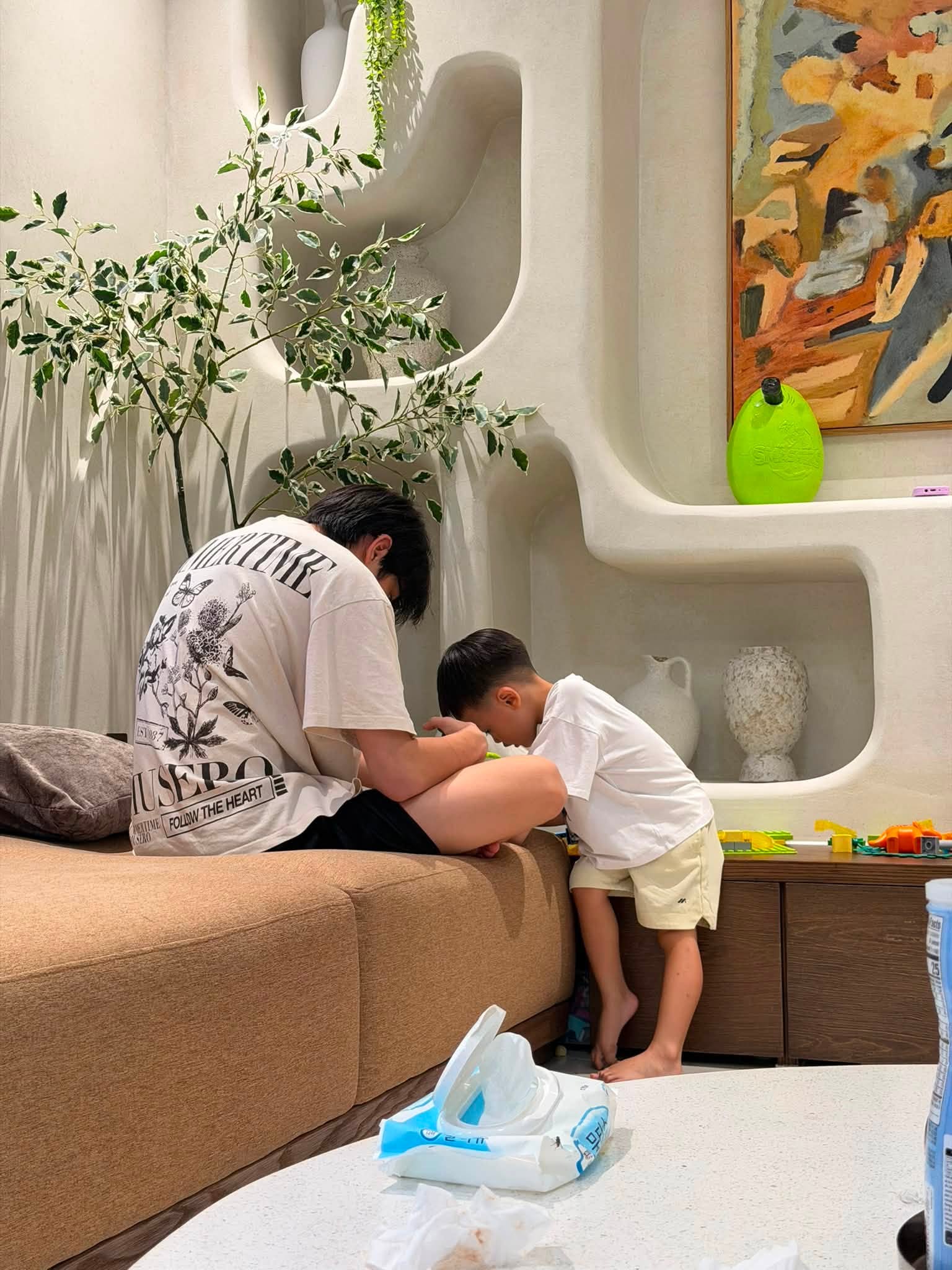 Subeo hiếm hoi xuất hiện, khoảnh khắc được Đàm Thu Trang chụp lén gây chú ý- Ảnh 1.