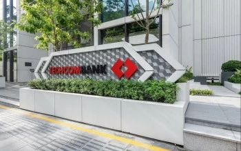Techcombank dự tính điều chỉnh kế hoạch tăng vốn, hạ tỷ lệ chia cổ tức bằng cổ phiếu còn 50% Techcombank dự tính điều chỉnh kế hoạch tăng vốn, hạ tỷ lệ chia cổ tức bằng cổ phiếu còn 50%