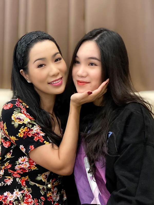 NSND Trịnh Kim Chi chia sẻ 1 câu về con gái lớn, nhiều người thắc mắc: Chị dạy con cách gì mà khéo thế?- Ảnh 2.