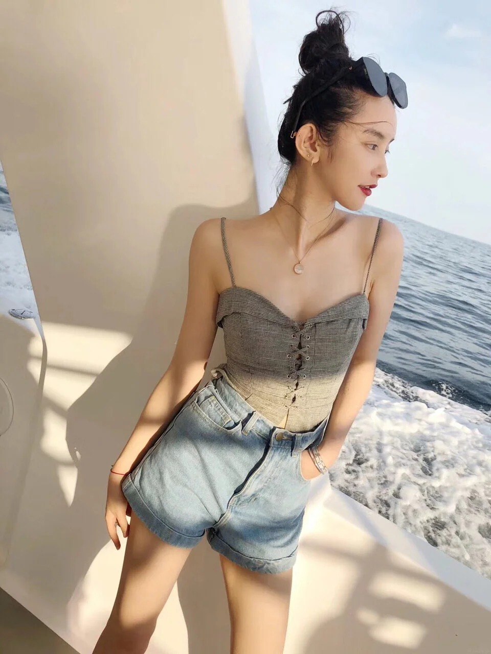 Mỹ nhân SN 1988 “cặp” đại gia, nổi loạn đòi danh phận khiến vợ chủ tịch phải lên tiếng dằn mặt - Ảnh 3.