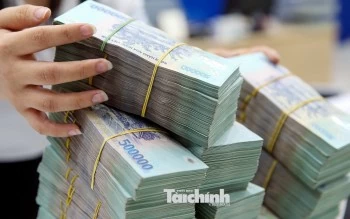 hoạt động giao dịch tại các ngân hàng thương mại ảnh Đức Thanh hoạt động giao dịch tại các ngân hàng thương mại ảnh Đức Thanh