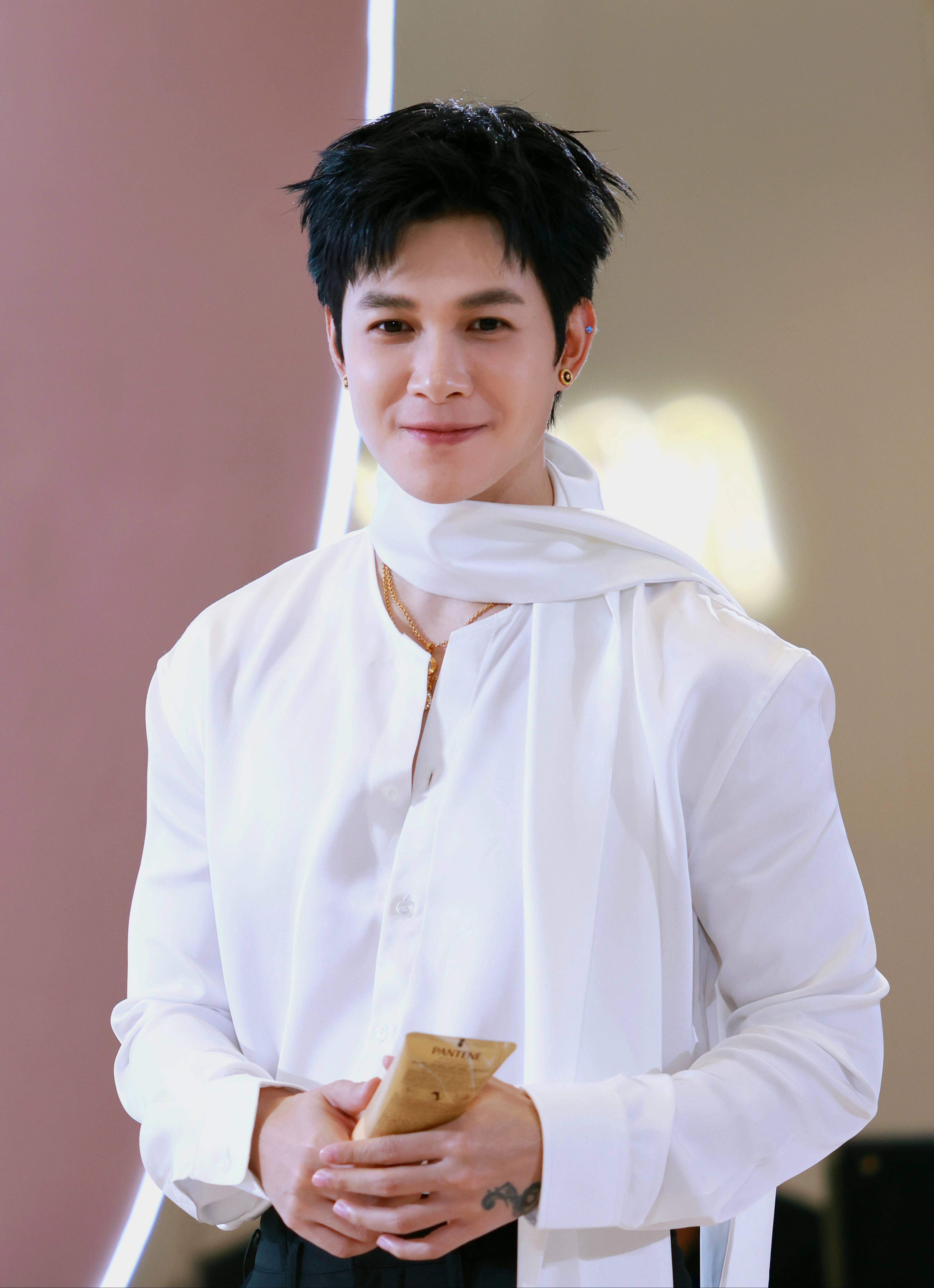 Mỹ nam Việt bị cắt vai ngay trước khi phim công chiếu, sự nghiệp chạm đỉnh nhờ dòng tin nhắn của Trấn Thành- Ảnh 9.