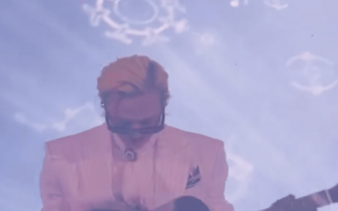 Sau 15 năm, G-Dragon lại "đập vỡ cây đàn" - Ảnh 5.