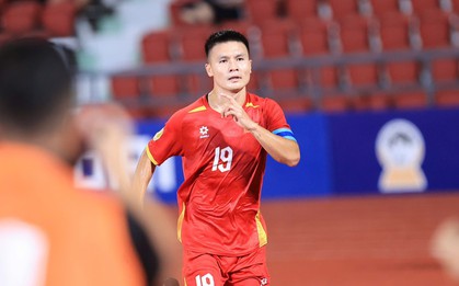 Phỏng vấn nóng Quang Hải: 