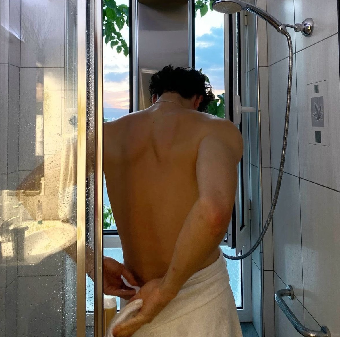 Bác sĩ nam khoa nói thẳng: Nam giới có tuyến tiền liệt yếu thường làm 5 việc - Ảnh 3.