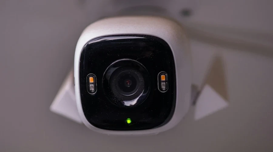 Cảnh báo khẩn cấp đến với các gia đình đang lắp camera an ninh trong nhà- Ảnh 1.
