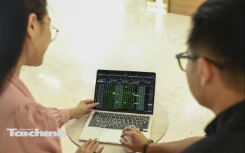 Chứng khoán ngày 17/8: VN-Index dần cân bằng sau nhịp điều chỉnh mạnh
