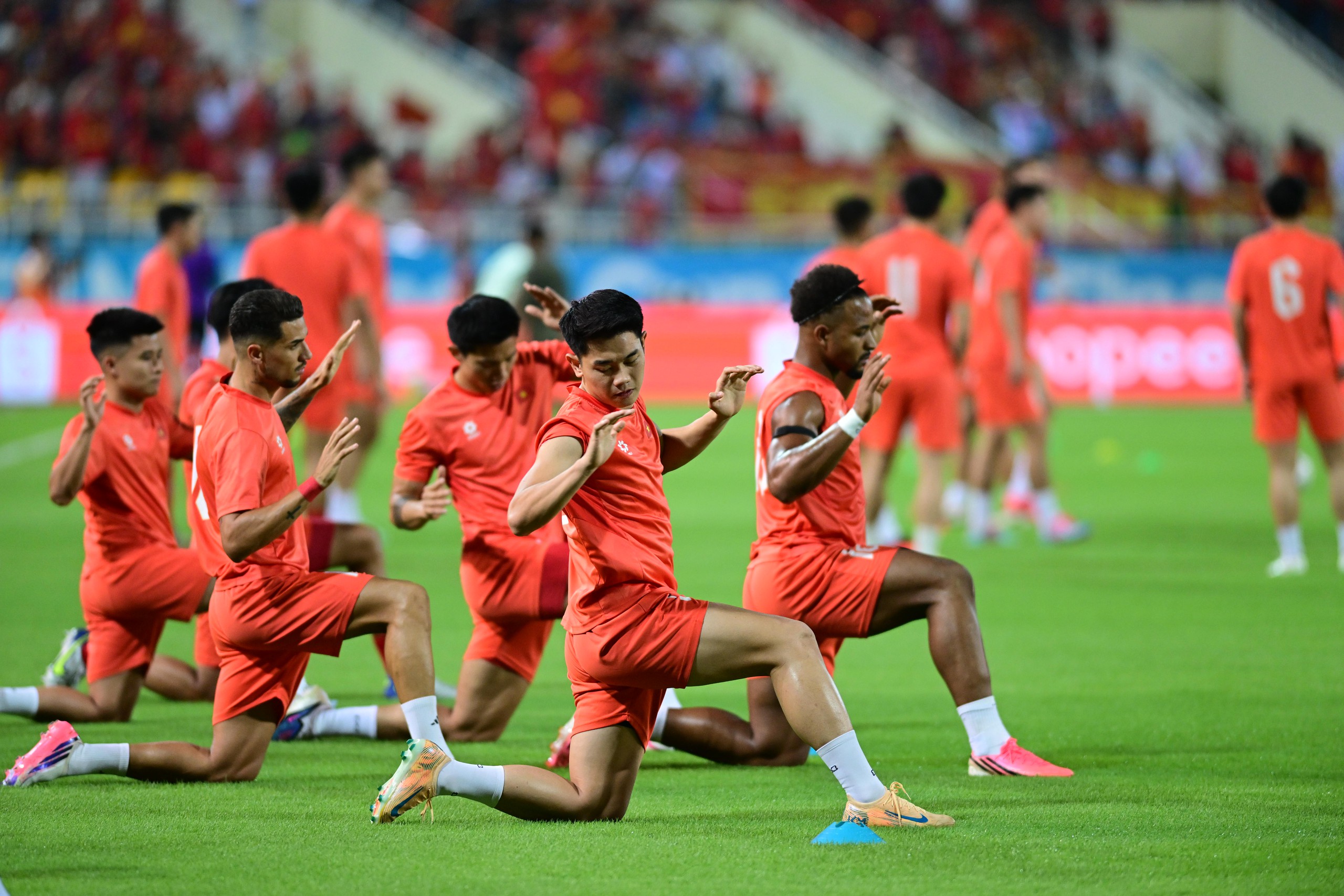 Diễn biến ĐT Việt Nam 0-1 Thái Lan chung kết ASEAN Cup: Thái Lan có bàn thắng mở tỉ số - Ảnh 6.