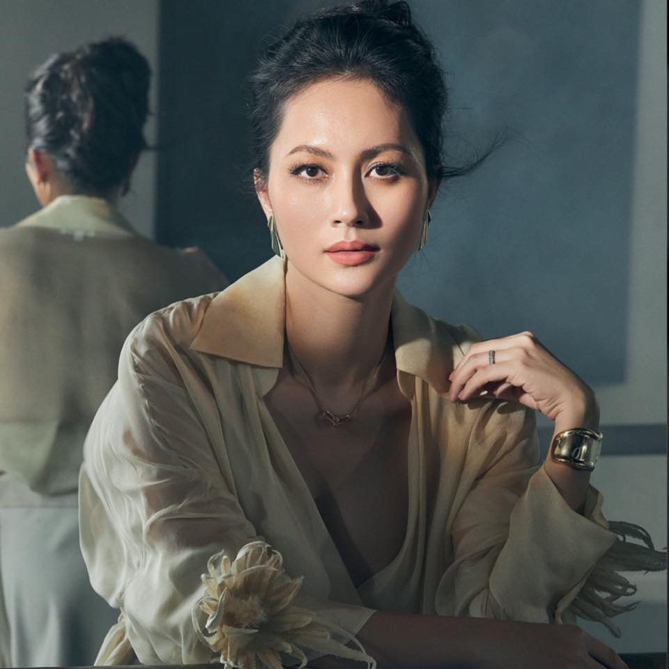 Mỹ nhân Vbiz ai nhìn cũng bảo "không là nữ hoàng cũng là hoàng hậu": Sắc đẹp đúng chuẩn phú quý trời ban- Ảnh 11.