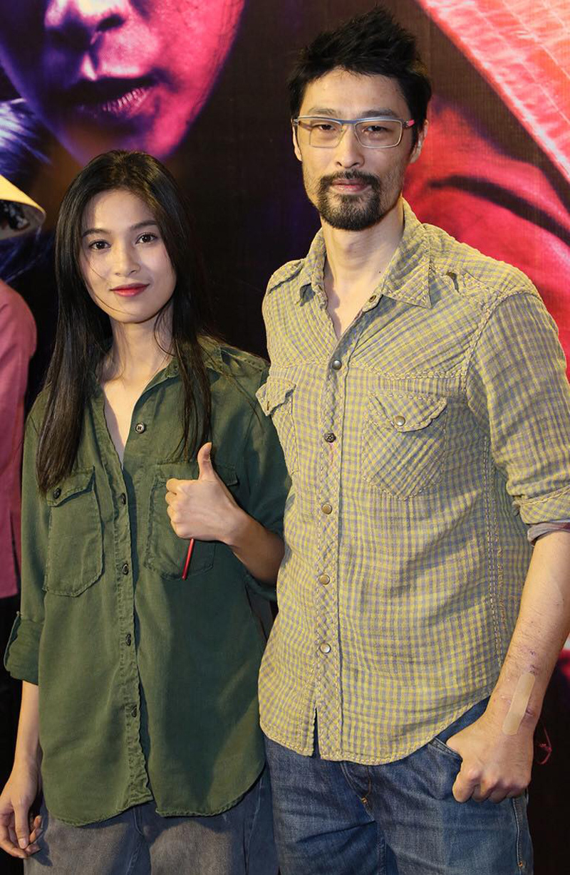 Tình cũ 10 năm đến chúc mừng Johnny Trí Nguyễn, visual mộc mạc nhưng nét căng gây chú ý- Ảnh 5.