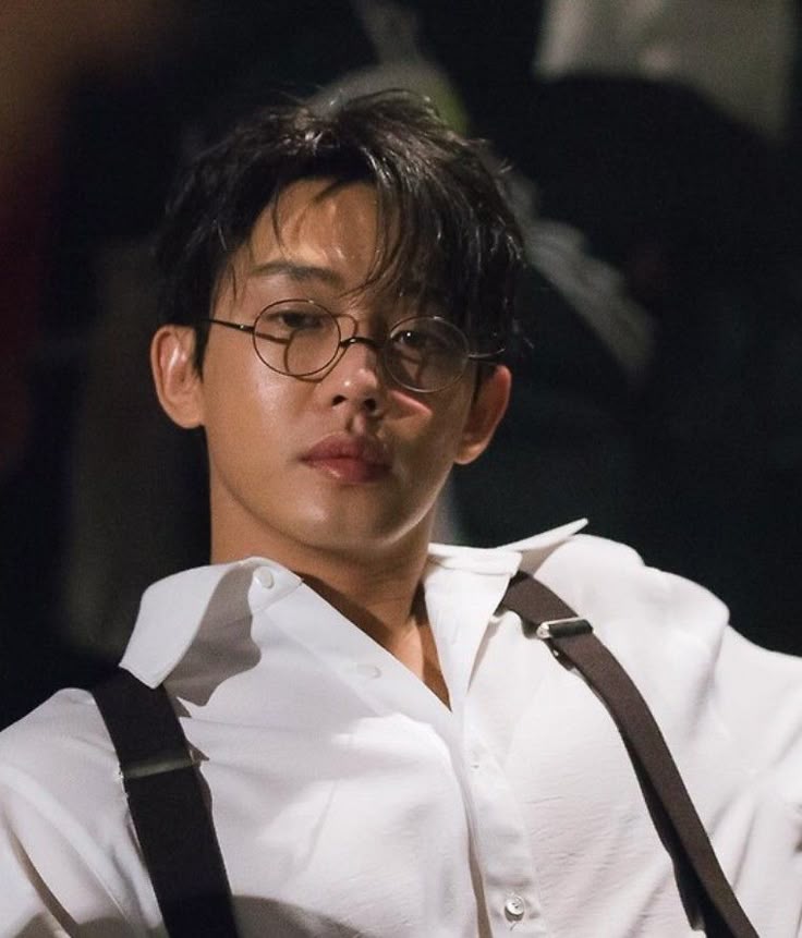 Yoo Ah In trông quá thê thảm- Ảnh 7.