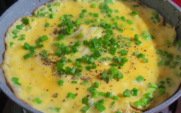 Sự thật về 4 loại gia vị dùng ít thì tốt, dùng nhiều hóa hại: Gừng cũng bị "điểm danh" - Ảnh 3.
