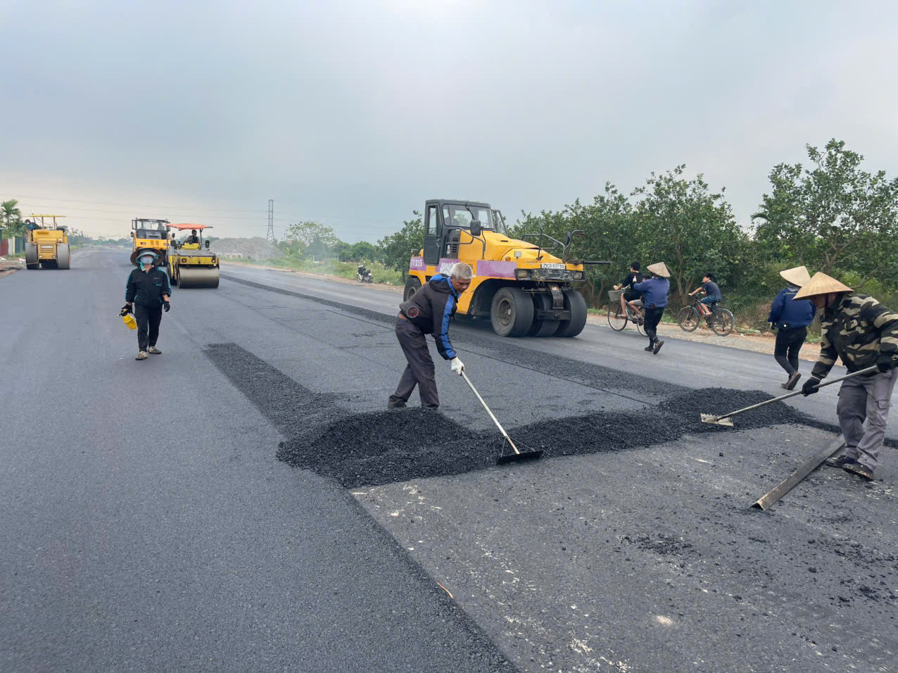 Xã Hát Môn: Đấu giá đất tạo nguồn lực phát triển hạ tầng - Ảnh 3. Xã Hát Môn: Đấu giá đất tạo nguồn lực phát triển hạ tầng - Ảnh 3.