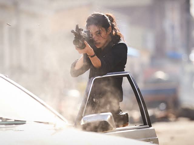 Mỹ nhân là ngoại lệ của Hàn Quốc: Vừa debut đã có 14 triệu fan, lập kỷ lục Song Hye Kyo chưa từng làm được- Ảnh 6.