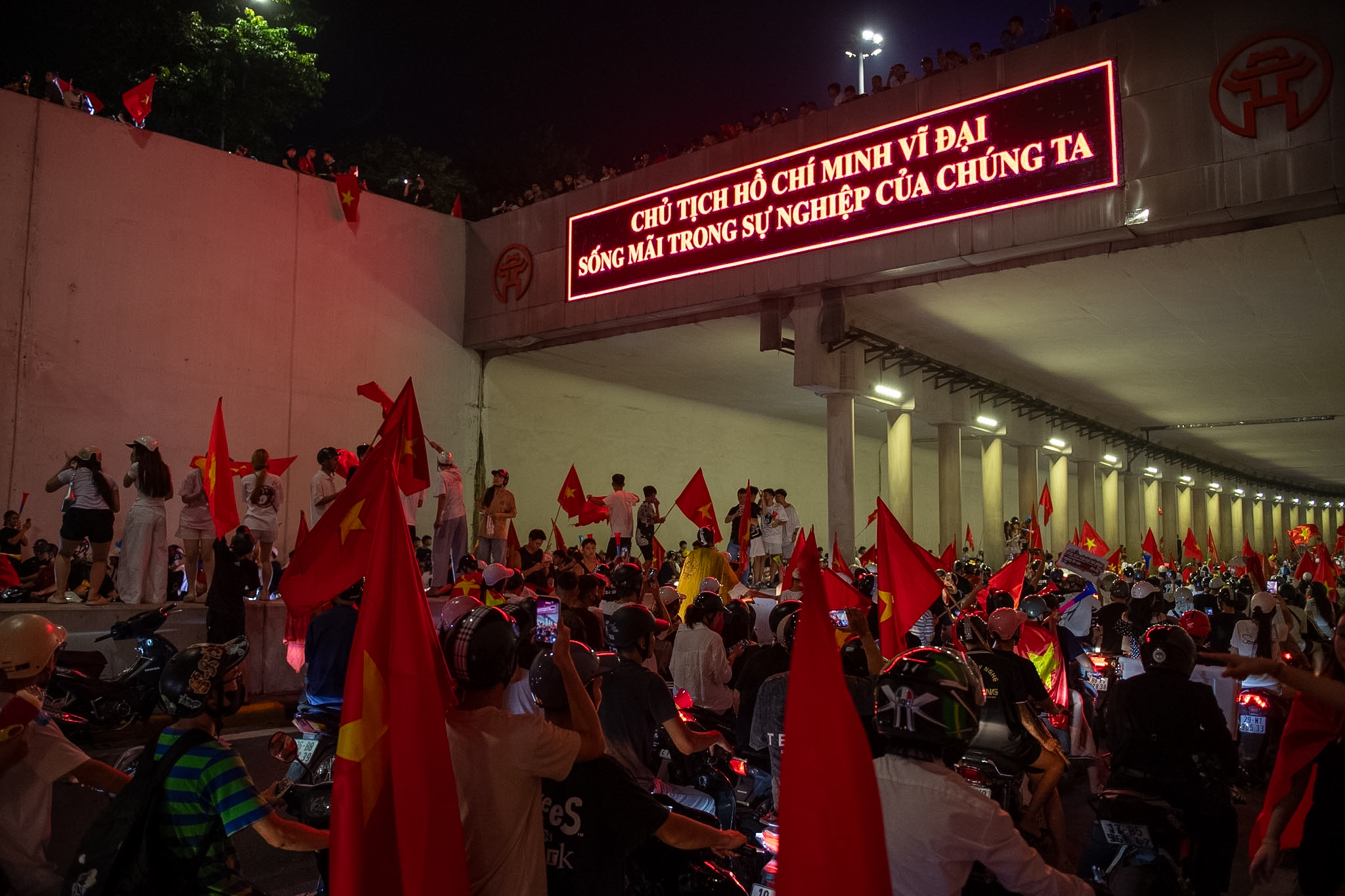 Vô địch rồi thì đi 